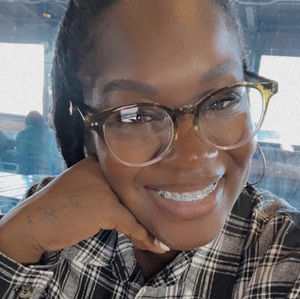 Meet your Posher, Kymberly